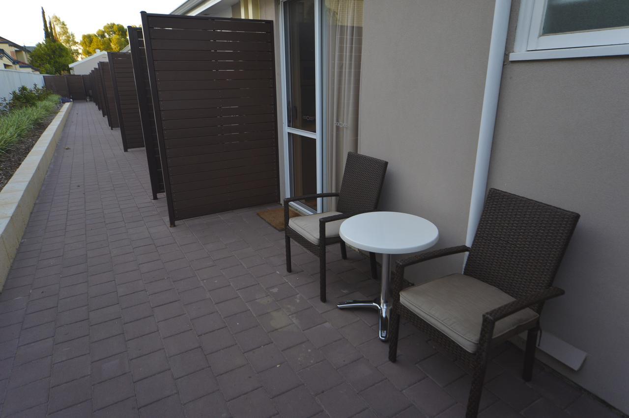 Bentley Motel Perth Exteriör bild